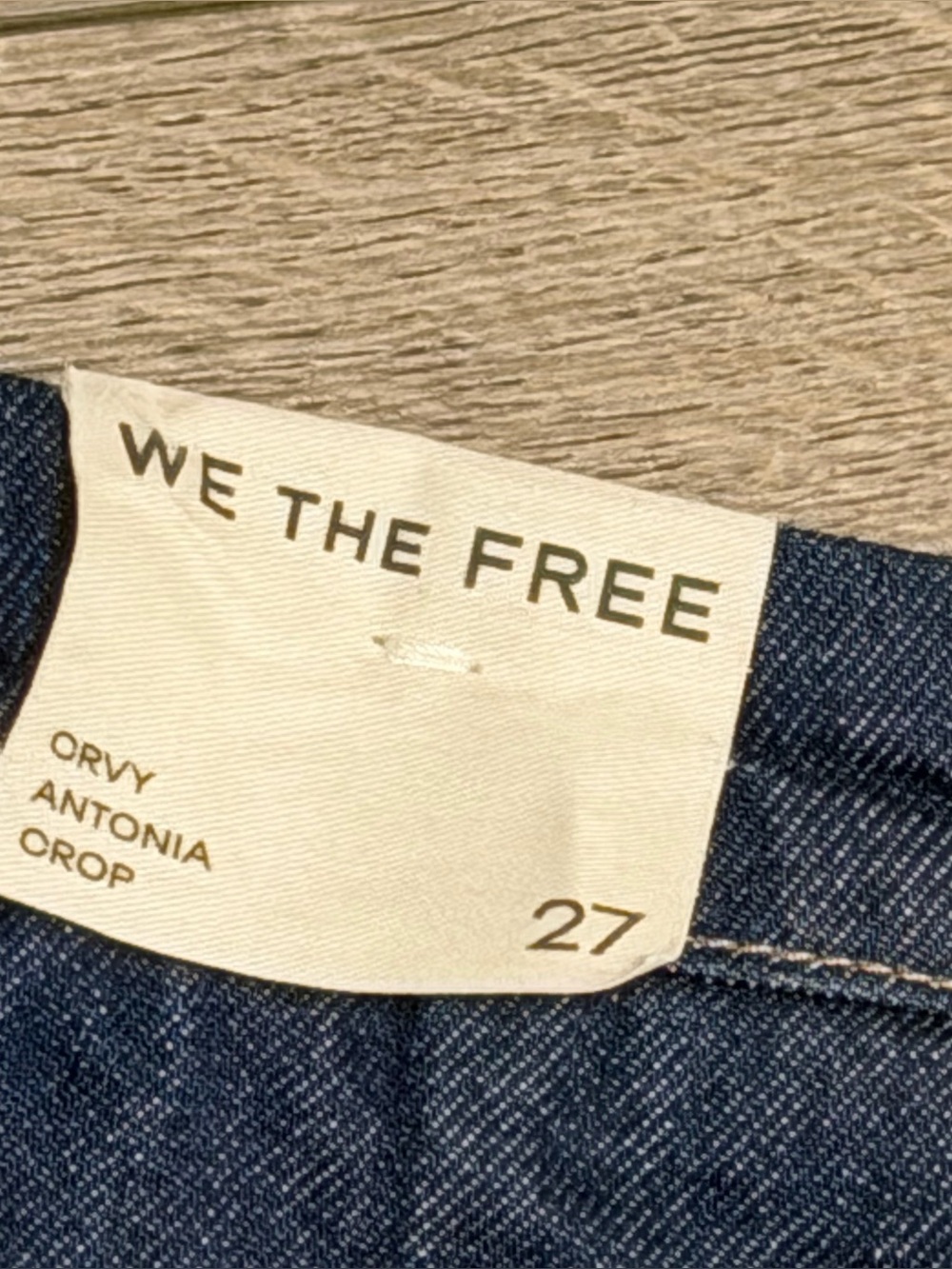 We The Free CRVY Antonia Crop Dark
Denim Pleated Shorts Baggy Jort Sz 27 NWT - Picture 9 of 10